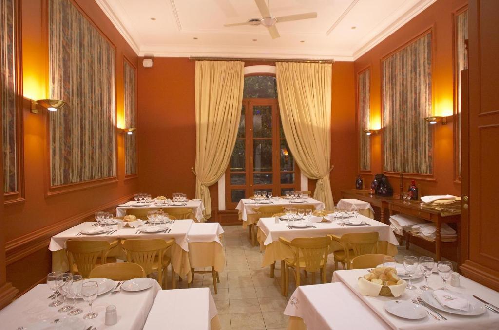 Hotel Libertador ตันดิล ภายนอก รูปภาพ