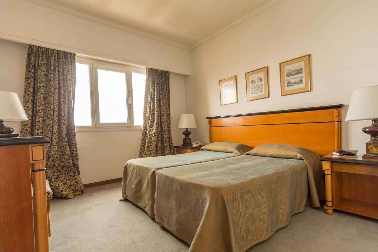 Hotel Libertador ตันดิล ภายนอก รูปภาพ