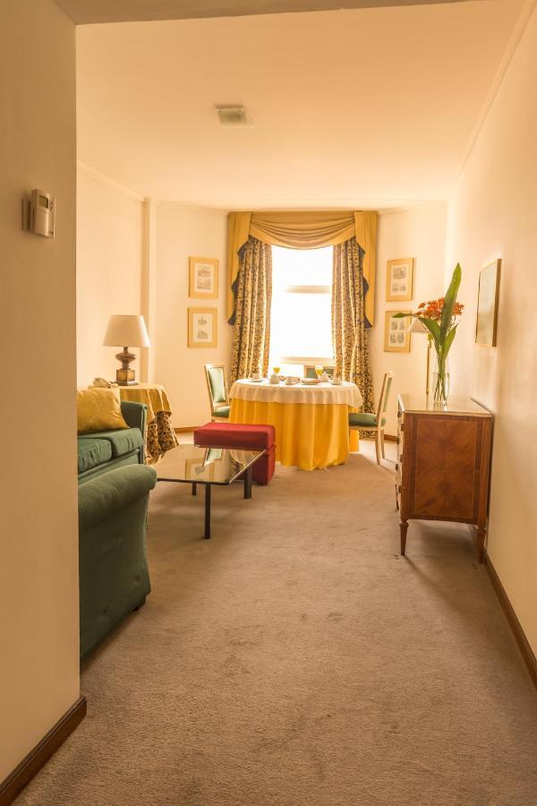 Hotel Libertador ตันดิล ภายนอก รูปภาพ