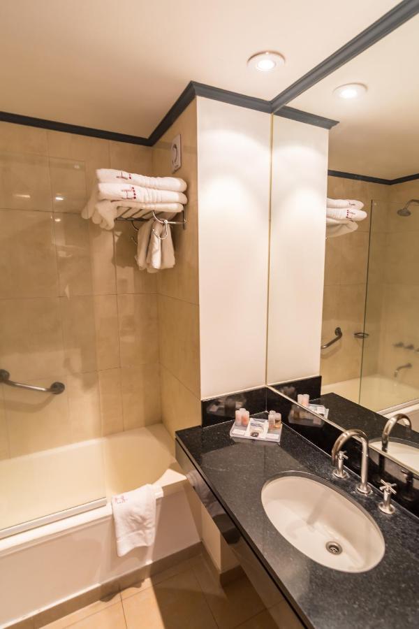 Hotel Libertador ตันดิล ภายนอก รูปภาพ